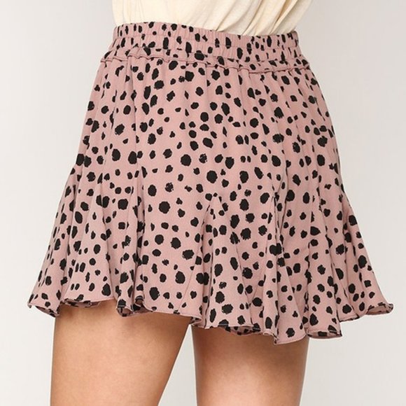 NEW Mauve Pink Black Leopard Animal Flared Shorts - Picture 6 of 9